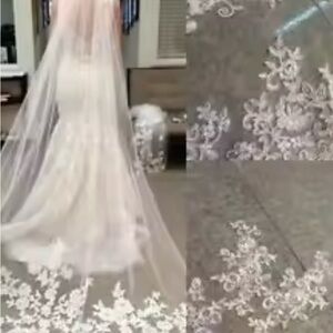 Elegant Ivory Lace Wedding  Veil